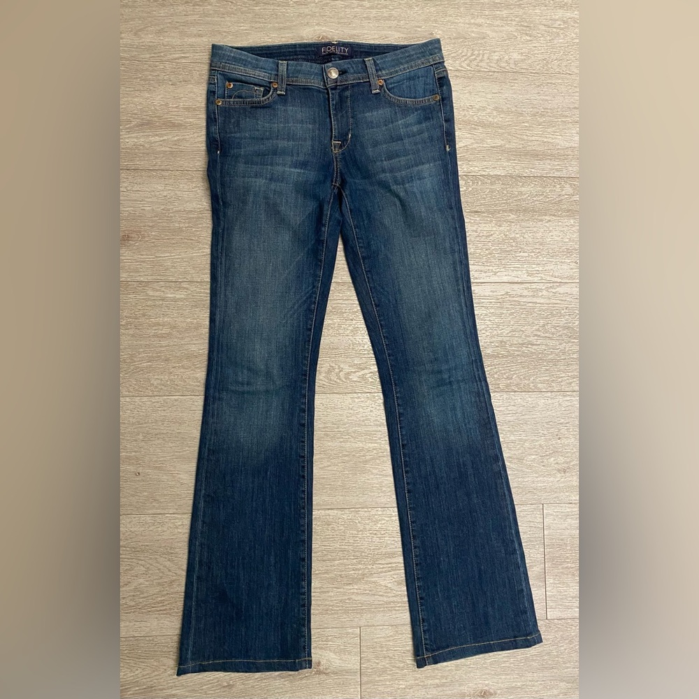 Fidelity Scoop Dark Blue Bootcut Jeans size 28